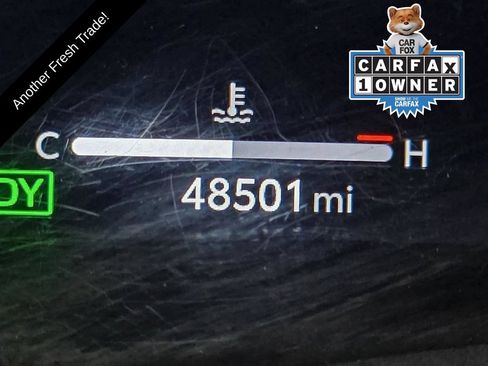 Used 2025 Toyota Camry XLE FWD image 37