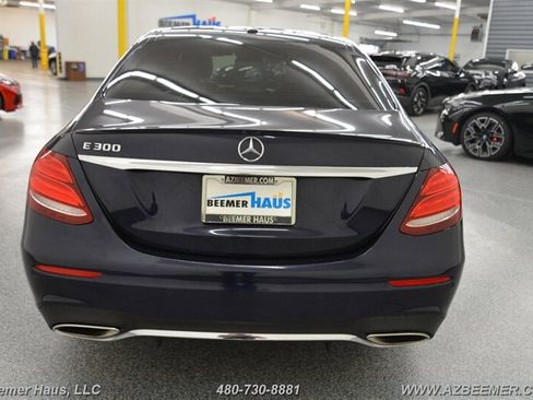 Used 2018 Mercedes-Benz E 300 w/ Premium 1 Package image 10