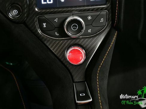 Used 2023 McLaren 720S Spider image 45