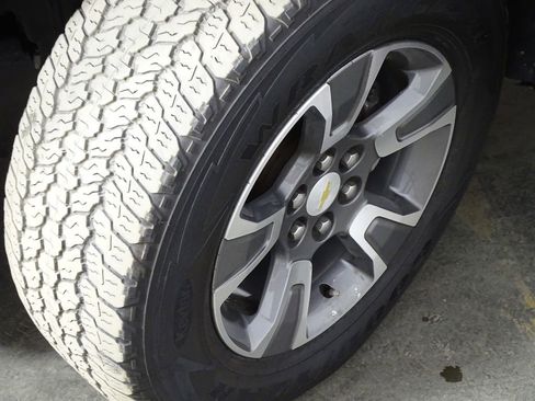 Used 2016 Chevrolet Colorado Z71 image 39