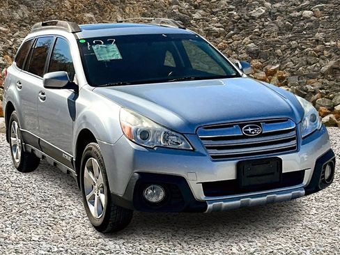 Used 2013 Subaru Outback 2.5i Limited w/ Moonroof Pkg image 10
