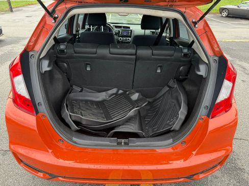 Used 2018 Honda Fit LX image 29