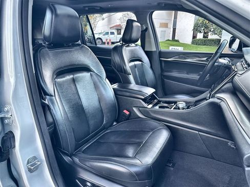 Used 2021 Jeep Grand Cherokee L Limited image 28