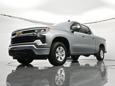 Used 2025 Chevrolet Silverado 1500 LT image 40