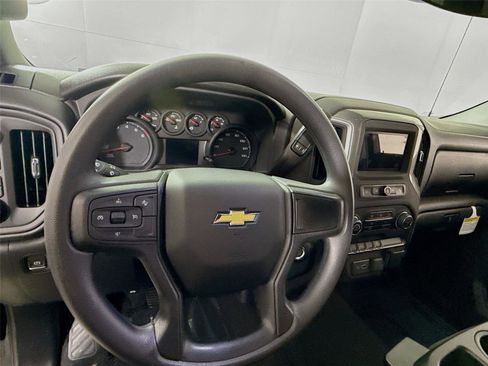New 2026 Chevrolet Silverado 1500 Custom AWD/4WD image 5