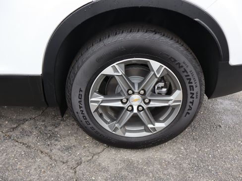 Used 2025 Chevrolet Blazer LT FWD image 39