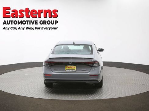 Used 2025 Honda Accord Sport image 35