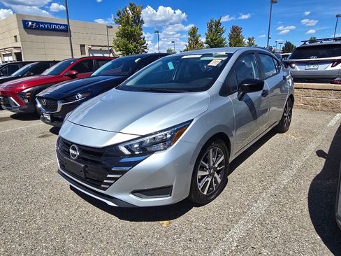Used 2025 Nissan Versa S w/ S Plus Package FWD image 11