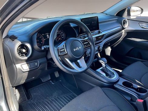 Used 2024 Kia Forte LXS w/ LXS Technology Package image 13