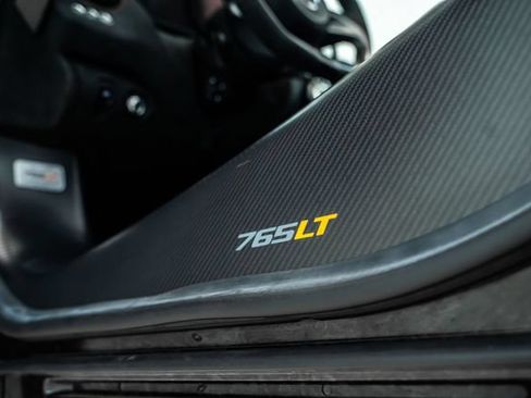 Used 2022 McLaren 765LT RWD image 37