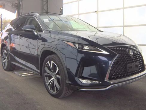 Used 2022 Lexus RX 350L Premium w/ Premium Package AWD/4WD image 2