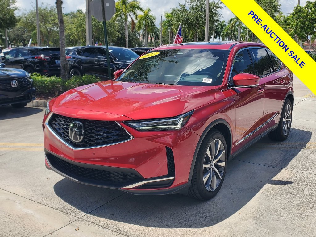 Used 2025 Acura MDX w/ Technology Package FWD image 3
