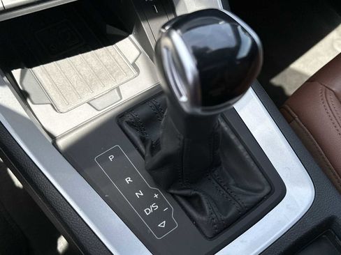 Used 2024 Audi Q3 2.0T Premium AWD/4WD image 23