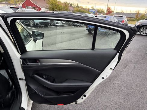 Used 2021 MAZDA MAZDA6 Touring image 18