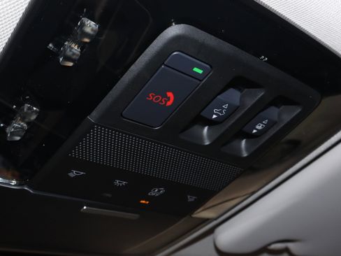 New 2026 Mitsubishi Outlander SE image 31