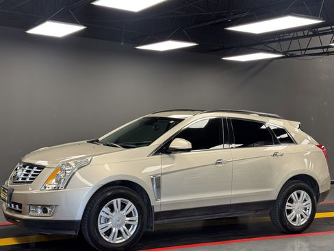 Used 2015 Cadillac SRX FWD image 1