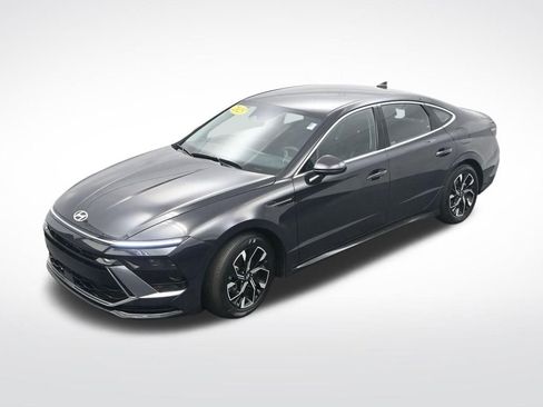 Used 2025 Hyundai Sonata SEL FWD image 23