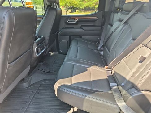 Used 2022 GMC Sierra 1500 Denali w/ Technology Package AWD/4WD image 19