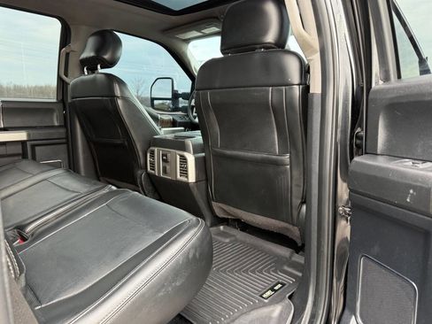 Used 2017 Ford F250 Lariat w/ Lariat Ultimate Package image 12