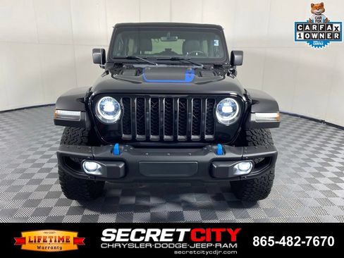 Used 2023 Jeep Wrangler Unlimited Rubicon 4xe w/ Steel Bumper Group AWD/4WD image 2