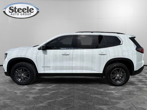 Used 2025 GMC Acadia Elevation FWD image 2