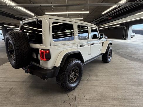 Used 2024 Jeep Wrangler Unlimited Rubicon 392 image 4