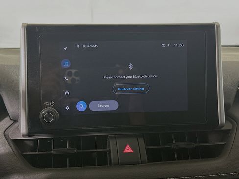 Used 2024 Toyota RAV4 LE AWD/4WD image 23