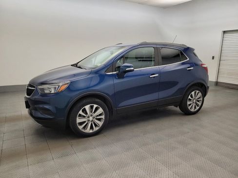 Used 2019 Buick Encore Preferred FWD image 2