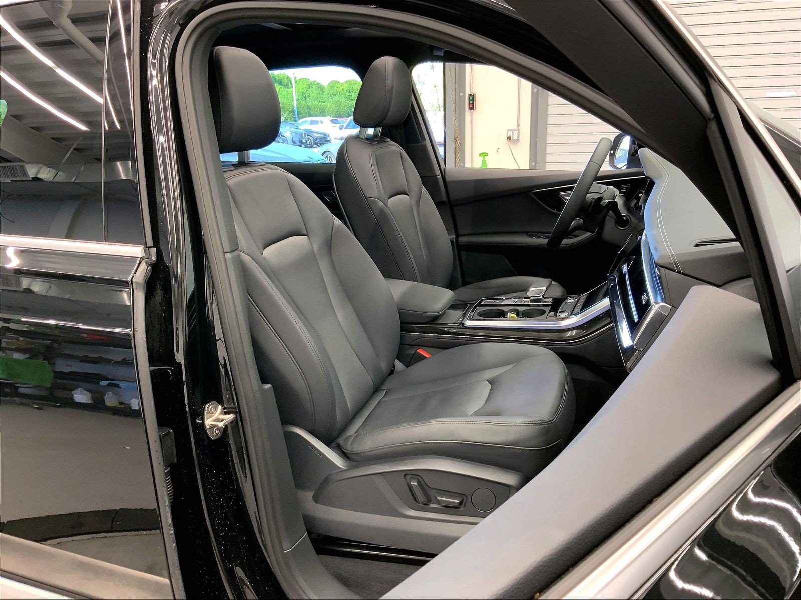 Certified 2023 Audi Q7 2.0T Premium Plus w/ Premium Plus Package AWD/4WD image 6