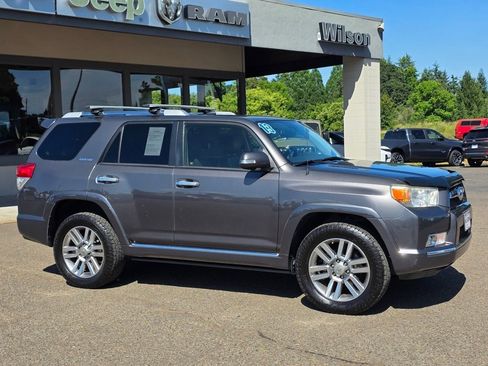 Used 2013 Toyota 4Runner Limited image 2