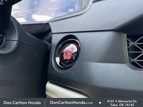 Certified 2025 Honda Accord LX image 19