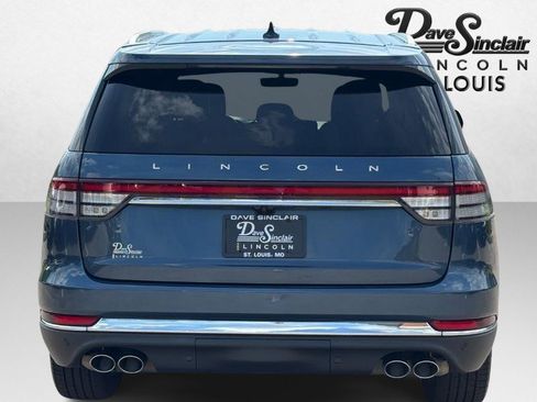Certified 2020 Lincoln Aviator Reserve w/ Class IV Trailer Tow Package AWD/4WD image 4
