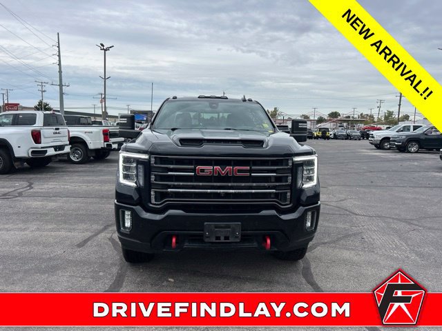 Used 2022 GMC Sierra 2500 AT4 w/ AT4 Preferred Package AWD/4WD image 2