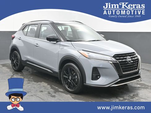Certified 2024 Nissan Kicks SR w/ SR Premium Package image 1