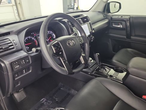 Certified 2021 Toyota 4Runner Nightshade AWD/4WD image 24
