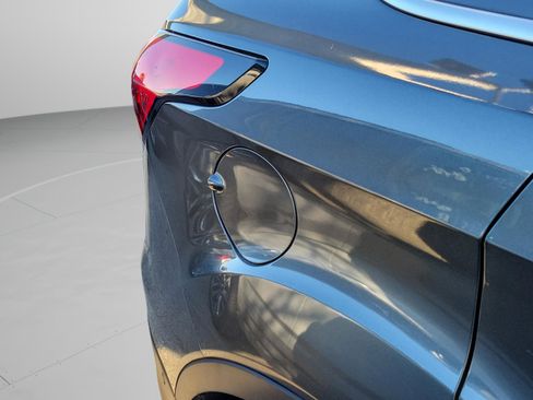 Used 2019 Ford Escape Titanium image 23