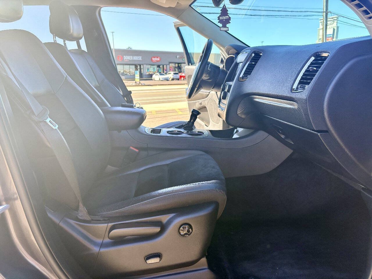 Used 2018 Dodge Durango GT AWD/4WD image 38
