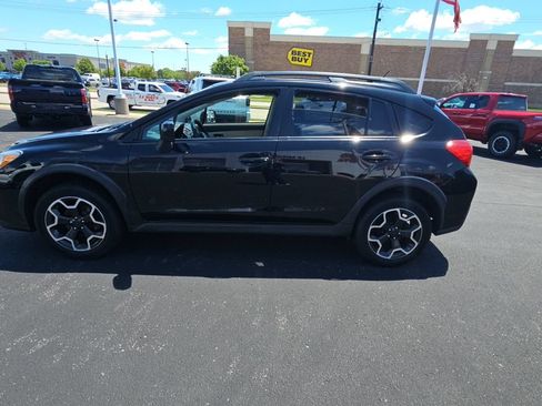 Used 2014 Subaru Crosstrek 2.0i Premium w/ Moonroof Package AWD/4WD image 6