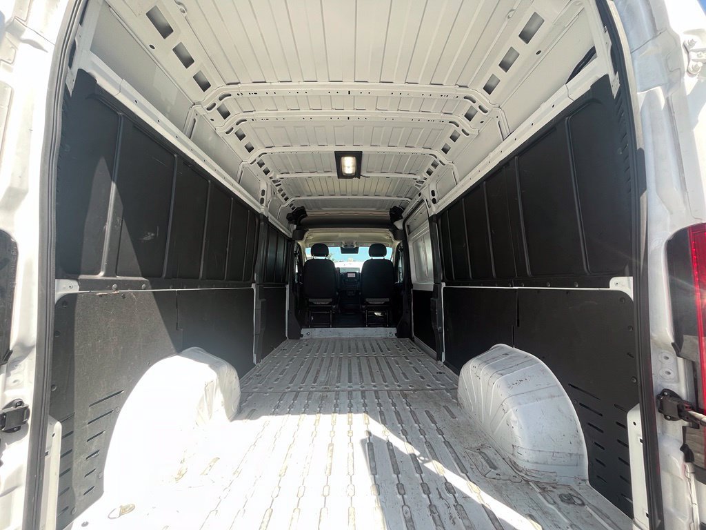 Used 2024 RAM ProMaster 2500 w/ Convenience Group FWD image 8