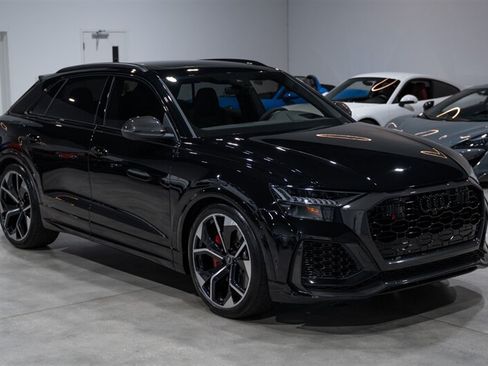 Used 2024 Audi RS Q8 AWD/4WD image 8