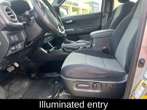 Used 2020 Toyota Tacoma TRD Sport RWD image 14
