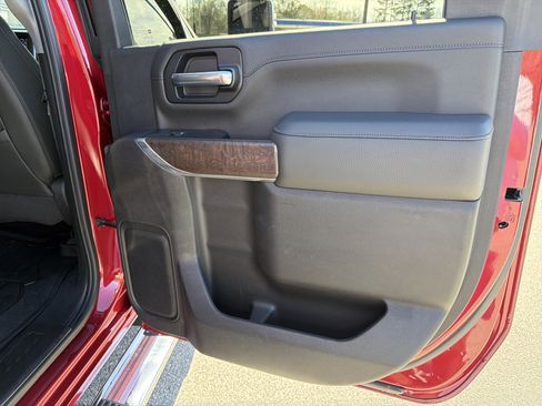 Used 2020 GMC Sierra 2500 Denali w/ Denali Ultimate Package image 19