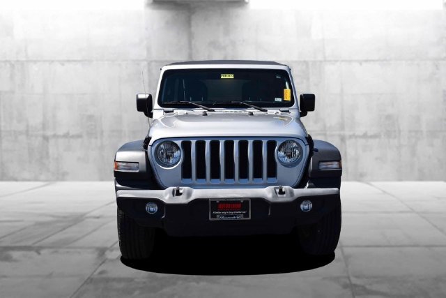 Used 2023 Jeep Wrangler Unlimited Sport AWD/4WD image 4