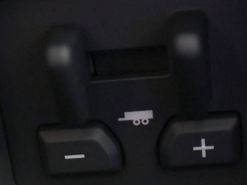 Used 2025 Lexus GX 550 image 28