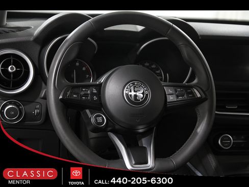 Used 2020 Alfa Romeo Stelvio Sport w/ Cold Weather Package AWD/4WD image 7