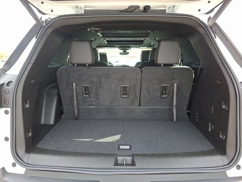 Certified 2023 Chevrolet Traverse RS image 33