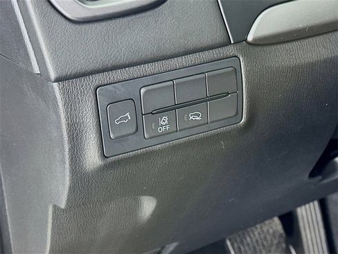 Used 2022 MAZDA CX-9 Touring image 22