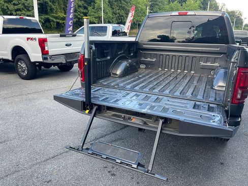 Used 2016 Ford F150 Lariat AWD/4WD image 8
