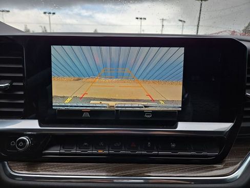 Used 2023 GMC Sierra 1500 Elevation image 26