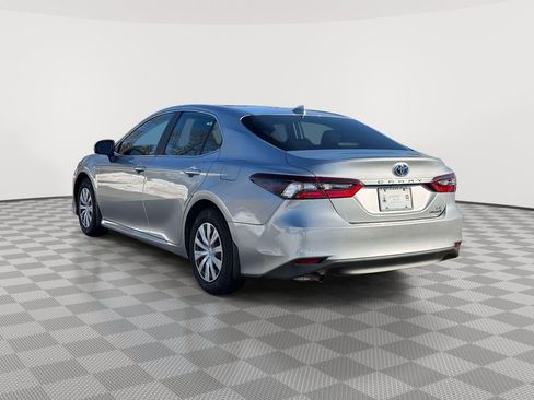 Used 2023 Toyota Camry LE image 5